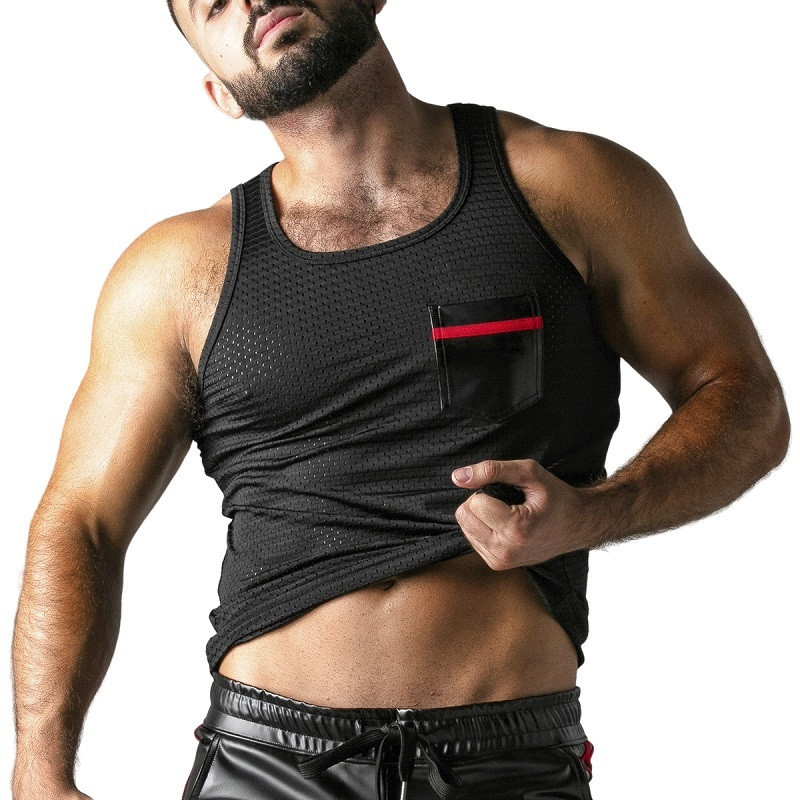 Camiseta Locker Gear Look At Harder LK1053 Negro y Rojo