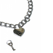 Collar Corazón Candado Lola Plateado