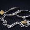 Esposas de Metal con Cadena y Candados