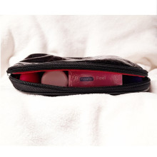 Estuche Texturado Neceser Brillo Negro