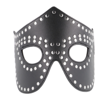 Antifaz Kink Polipiel Tachuelas XXL