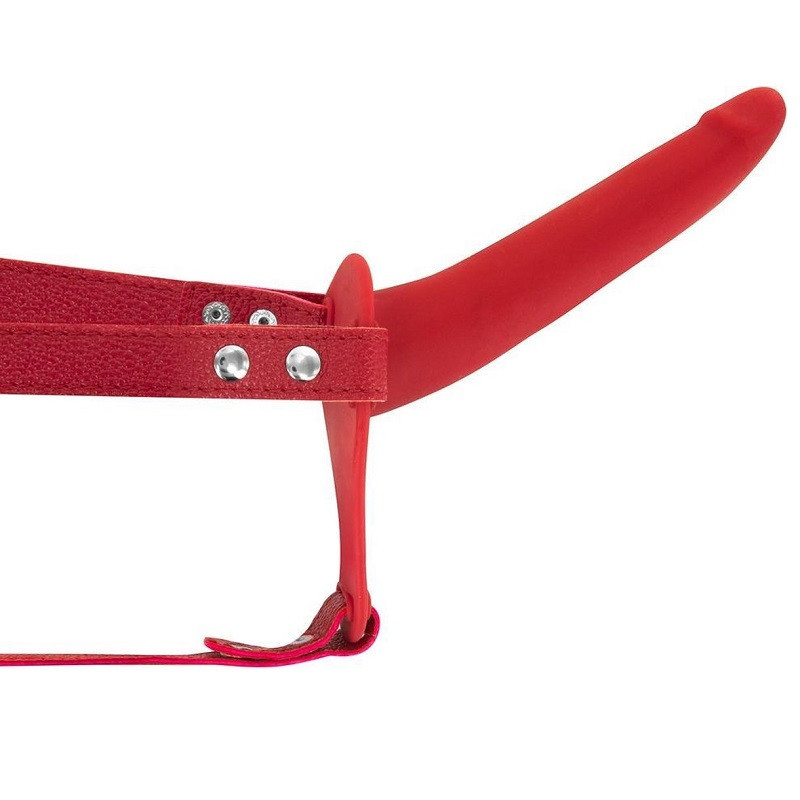 Arnés Femenino Macizo Con Vibración Silicona Fetish Tentation Rojo