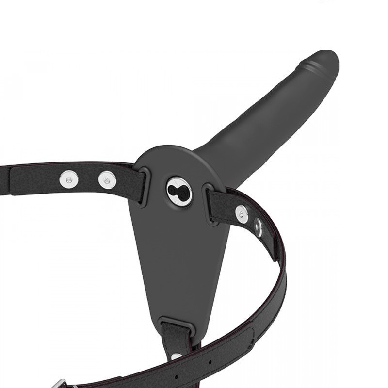 Arnés Femenino Macizo Con Vibración Silicona Recargable Fetish Submissive Negro