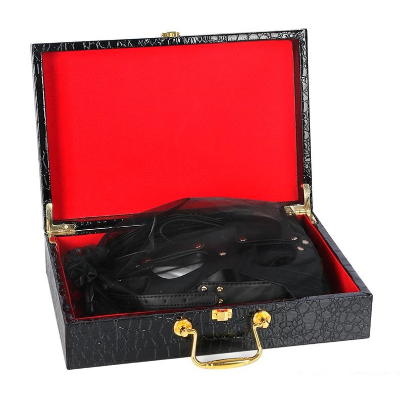 Maletín Bondage Luxe 8 Piezas BDSM Line