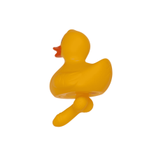 Patito Baño con Pene