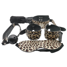 Kit BDSM Mai Nº75 7 Piezas Leopardo