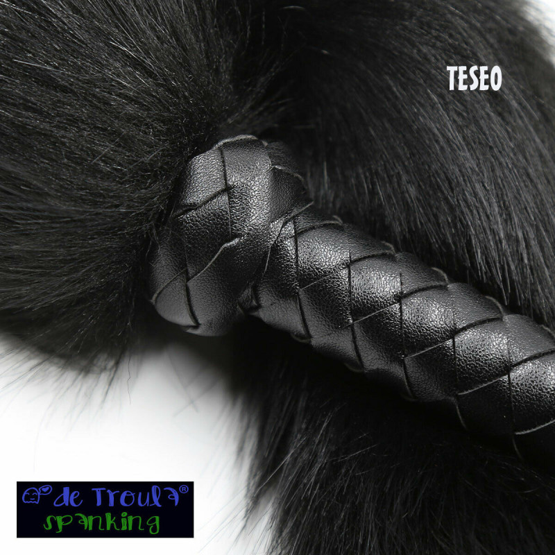 Látigo Grande Cola Zorro Teseo De Troula