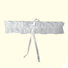 Liga De Encaje con Lazo y Flor Blanca